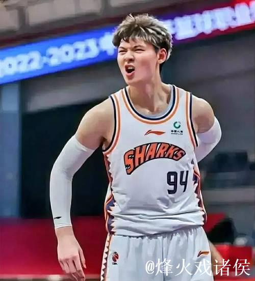 王哲林31+14刘铮16分 上海力克浙江总比分2-2