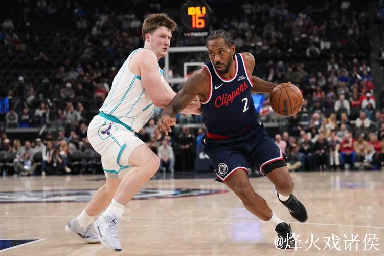 莱昂纳德35分哈登32+10 快船力克黄蜂近12战10胜 莱昂纳德35分哈登32+10 快船力克黄蜂近12战10胜